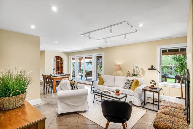 $1,750,000 | 18900 Robinson Road, Sonoma, CA 95476