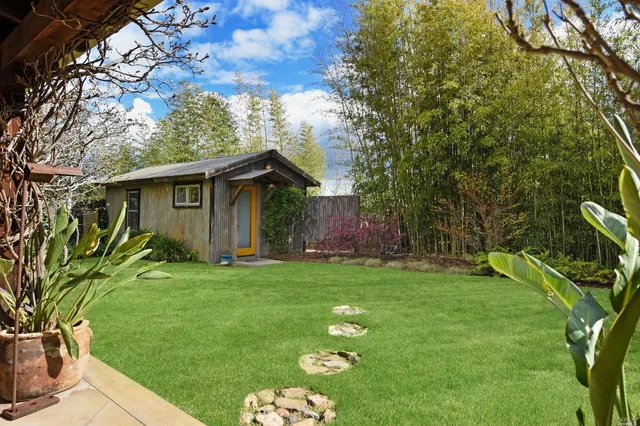 $1,750,000 | 18900 Robinson Road, Sonoma, CA 95476