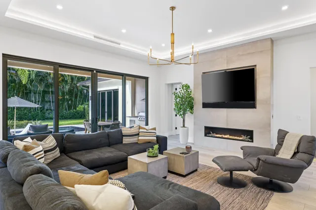 $3,725,000 | 525 Whispering Pines Road, Boynton Beach, FL 33435