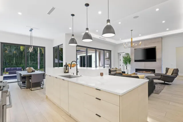 $3,725,000 | 525 Whispering Pines Road, Boynton Beach, FL 33435