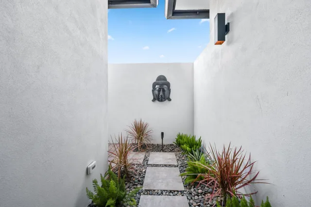 $3,725,000 | 525 Whispering Pines Road, Boynton Beach, FL 33435