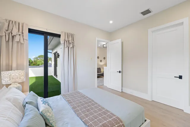 $3,725,000 | 525 Whispering Pines Road, Boynton Beach, FL 33435