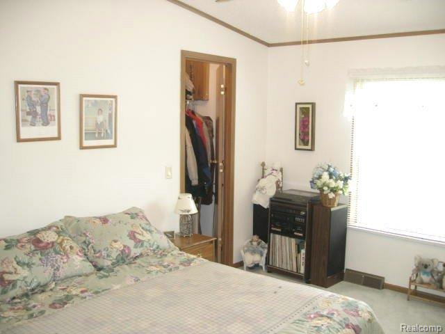6534 Lapeer Road North Street, MI 48049 - Photo 10 of 18 MASTR. BATH & WALKIN