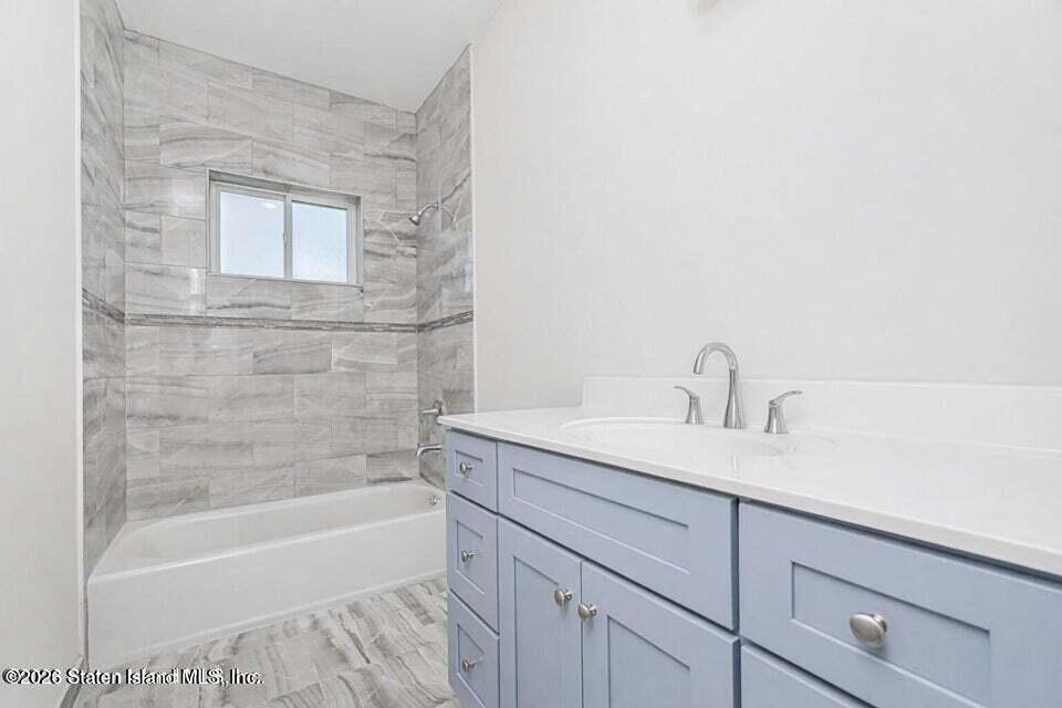 556 Drumgoole Road East Staten Island, NY 10312 - Photo 41 of 52 42