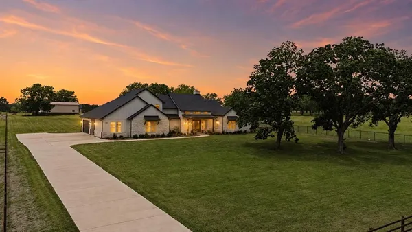 $1,195,000 | 1406 Kara Trail, Van Alstyne, TX 75495