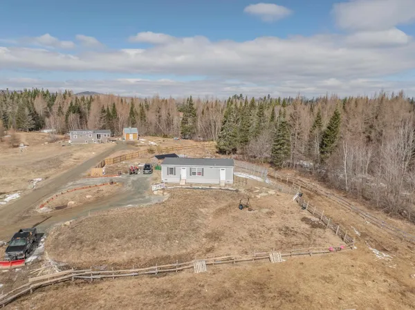 $399,000 | 307 Jefferson Road, Whitefield, NH 03598