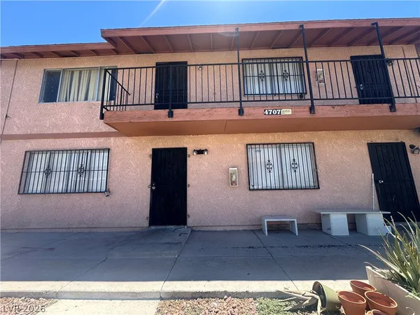 $840 | 4707 Cessna Avenue, Unit 2, Las Vegas, NV 89115