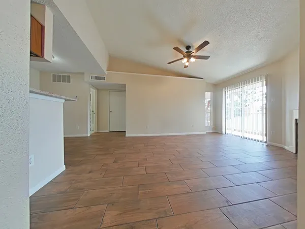 $92,000 | 3770 Loverswood Drive, Unit 1005, Houston, TX 77014