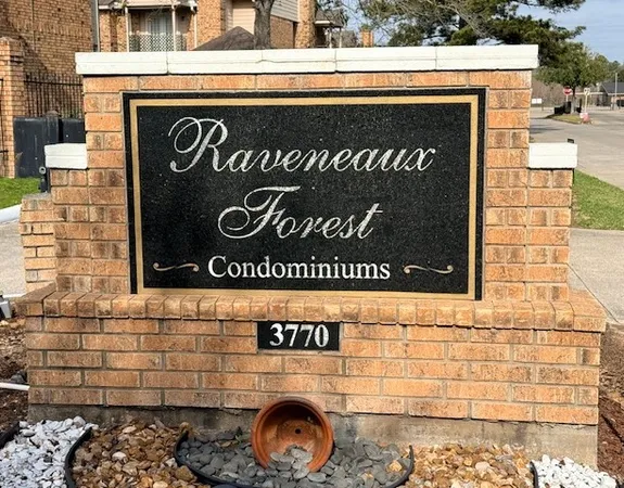 $92,000 | 3770 Loverswood Drive, Unit 1005, Houston, TX 77014