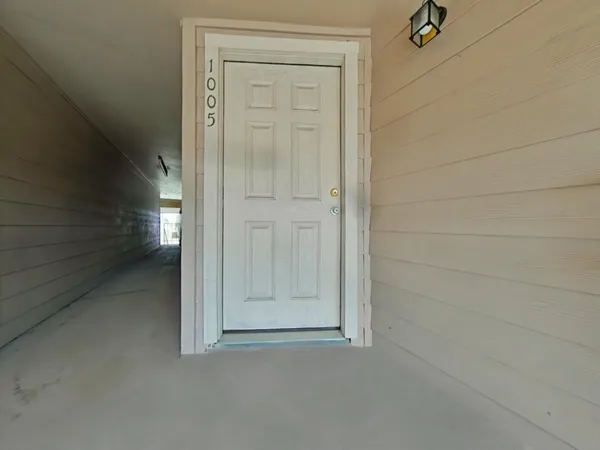 $88,000 | 3770 Loverswood Drive, Unit 1005, Houston, TX 77014
