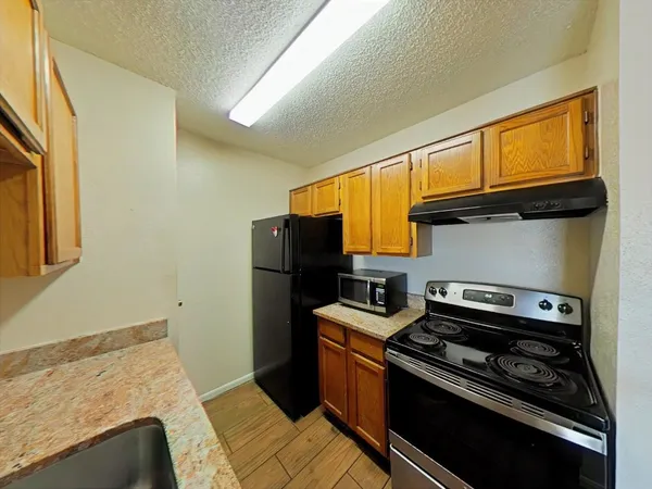 $88,000 | 3770 Loverswood Drive, Unit 1005, Houston, TX 77014