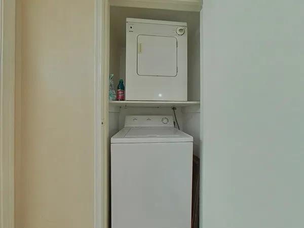 $92,000 | 3770 Loverswood Drive, Unit 1005, Houston, TX 77014
