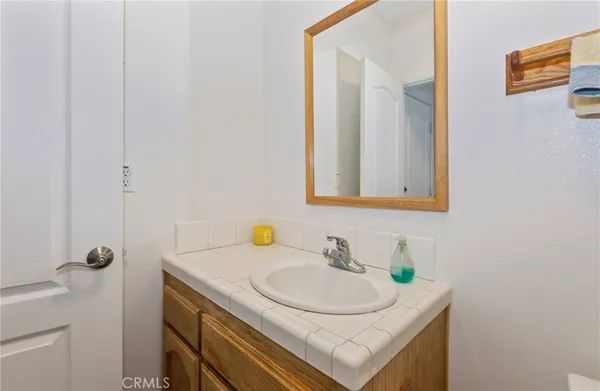 $669,000 | 26633 Timberline Drive, Wrightwood, CA 92397