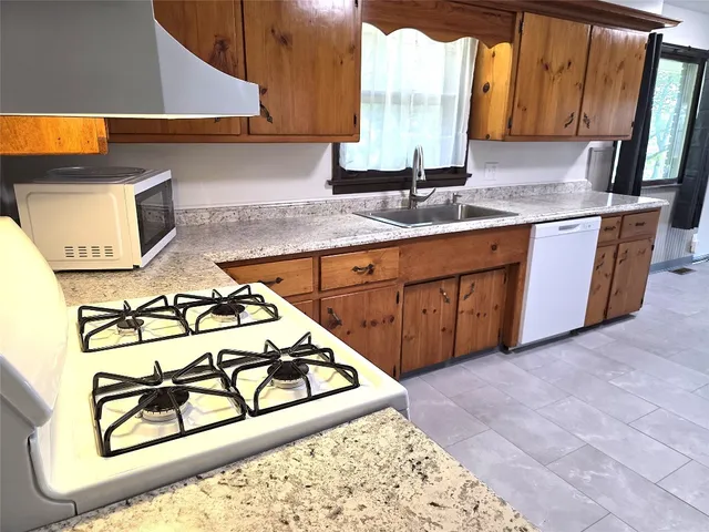 $41,160 | 27 Cornell Avenue, Endicott, NY 13760