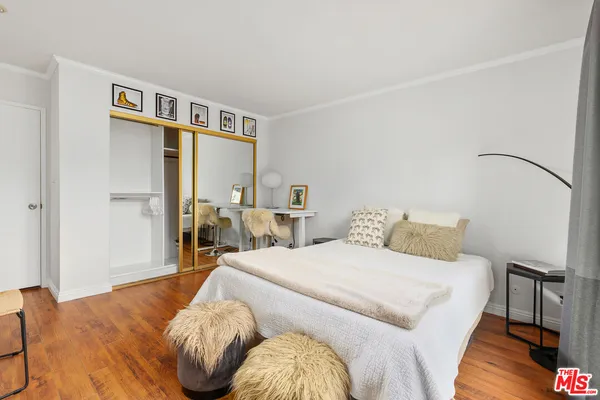 $875,000 | 5950 Buckingham Parkway, Unit 305, Culver City, CA 90230
