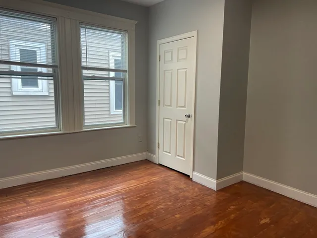 $3,490 | 183 Howard Avenue, Unit 3, Boston, MA 02125