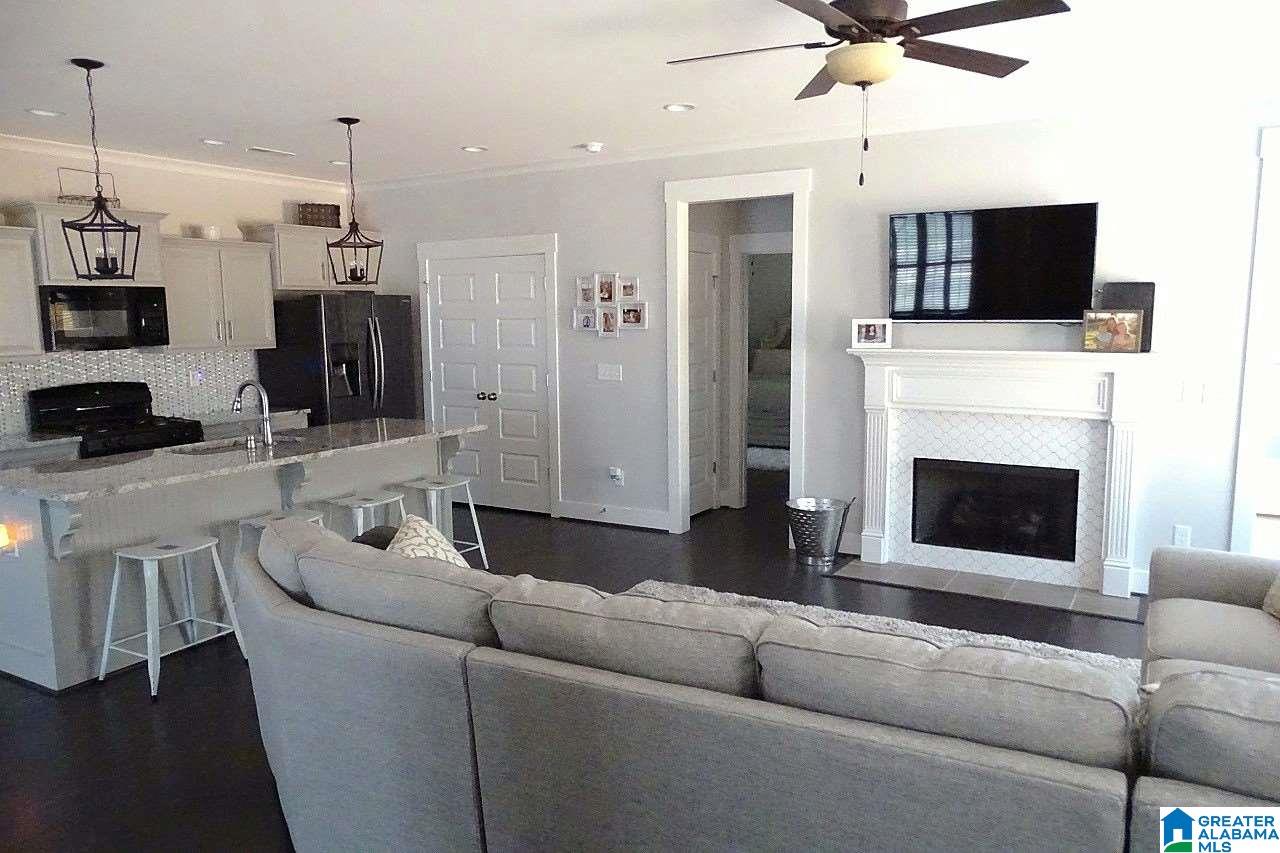5270 Meadow Ridge Trail Bessemer, AL 35022 - Photo 12 of 33