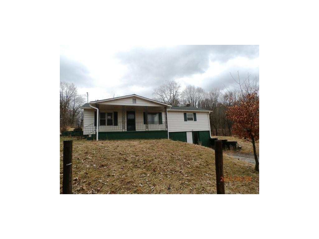 334 Clark Road Bristol, TN 37620 - Photo 1 of 14 Front View