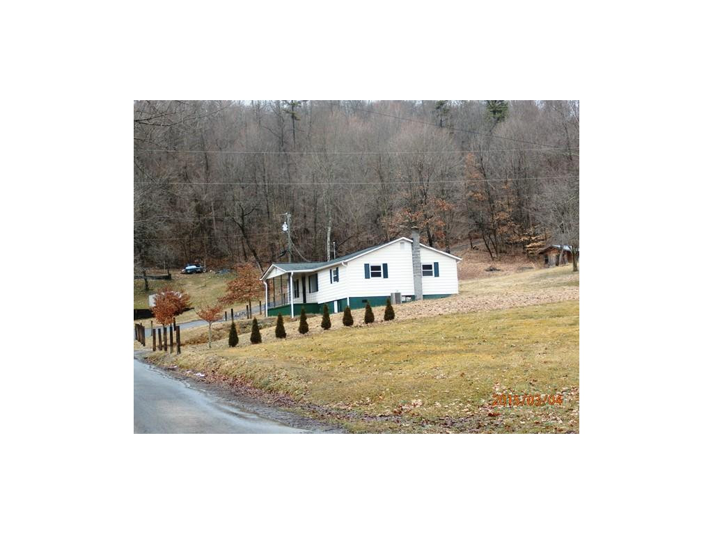 334 Clark Road Bristol, TN 37620 - Photo 2 of 14 Country Setting