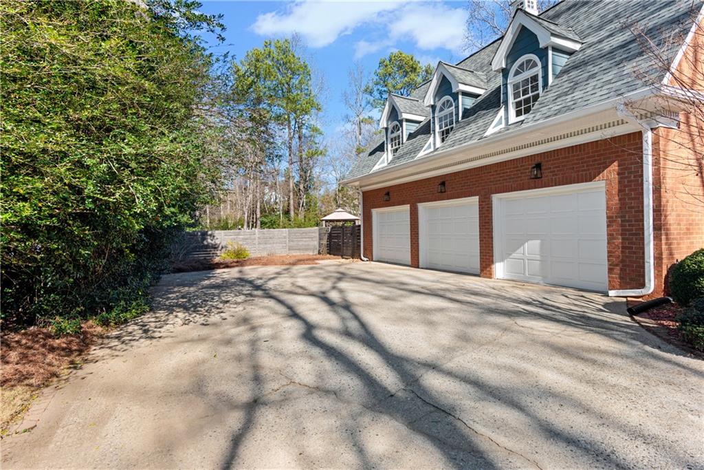 5000 Magnolia Bluff Drive Atlanta, GA 30350 - Photo 37 of 41