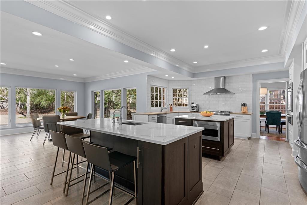 5000 Magnolia Bluff Drive Atlanta, GA 30350 - Photo 4 of 41