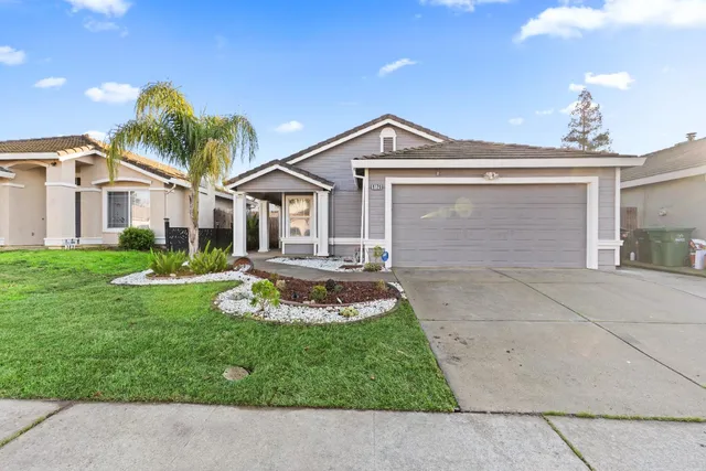 $555,000 | 9120 Bristol Plaza Way, Elk Grove, CA 95624