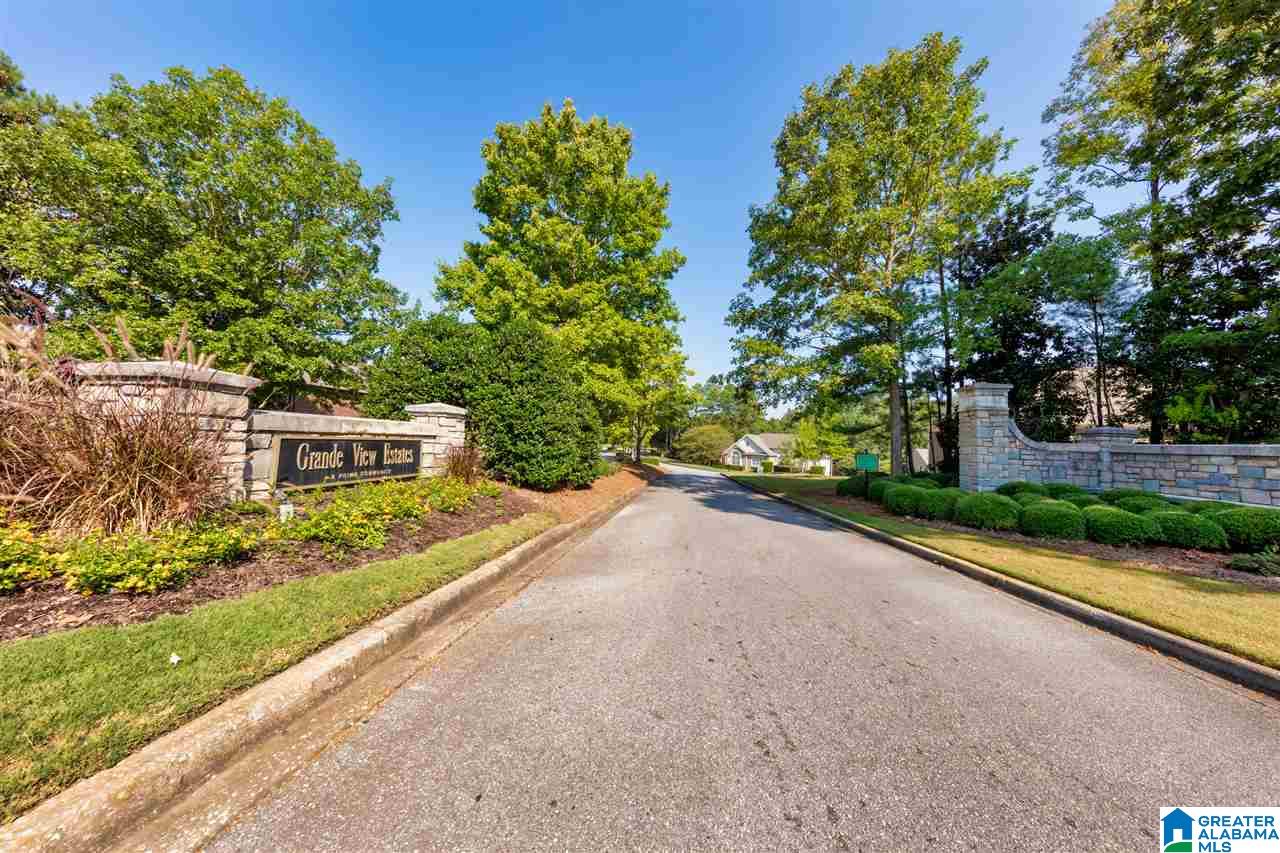 371 Lane Park Trail Alabaster, AL 35114 - Photo 40 of 49