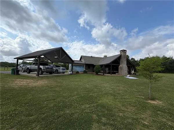 $365,000 | 135 Windmill Lane, Bunkie, LA 71322