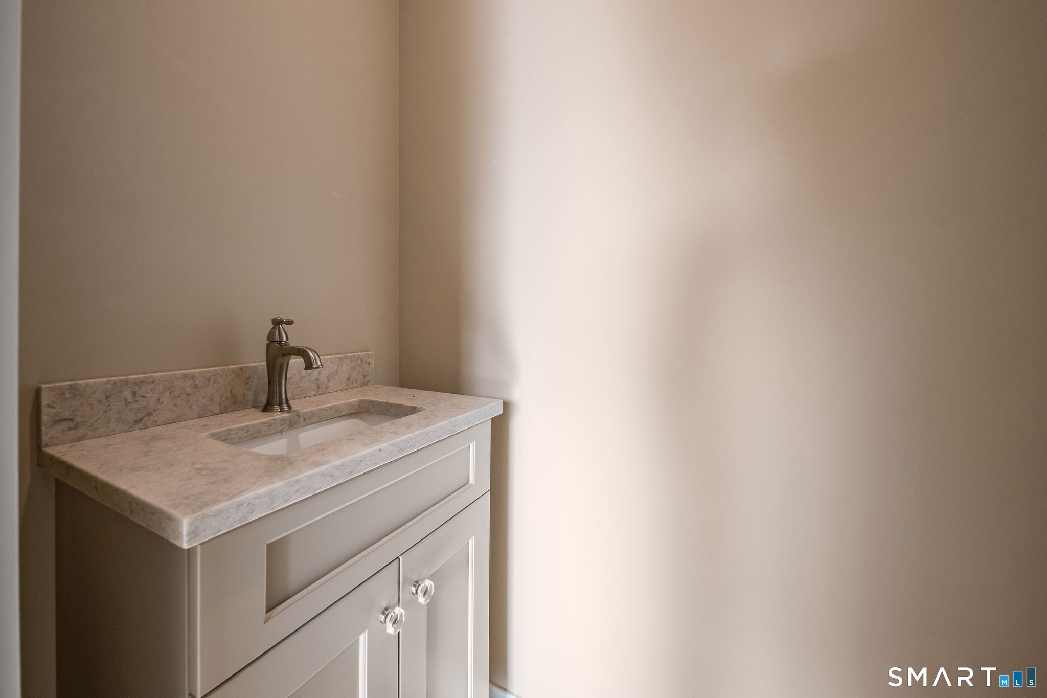 908 Boston Post Road, Unit 908 Madison, CT 06443 - Photo 13 of 40