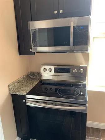 $995 | 828 Saratoga Street, Unit 2, Newport, KY 41071