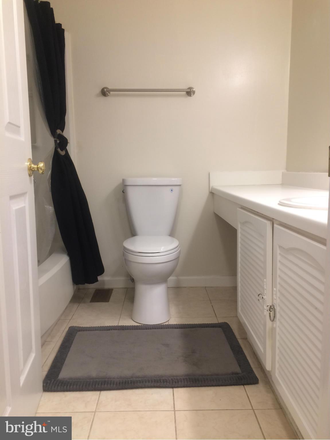 7308 Husky Lane Springfield, VA 22151 - Photo 14 of 24 Bath