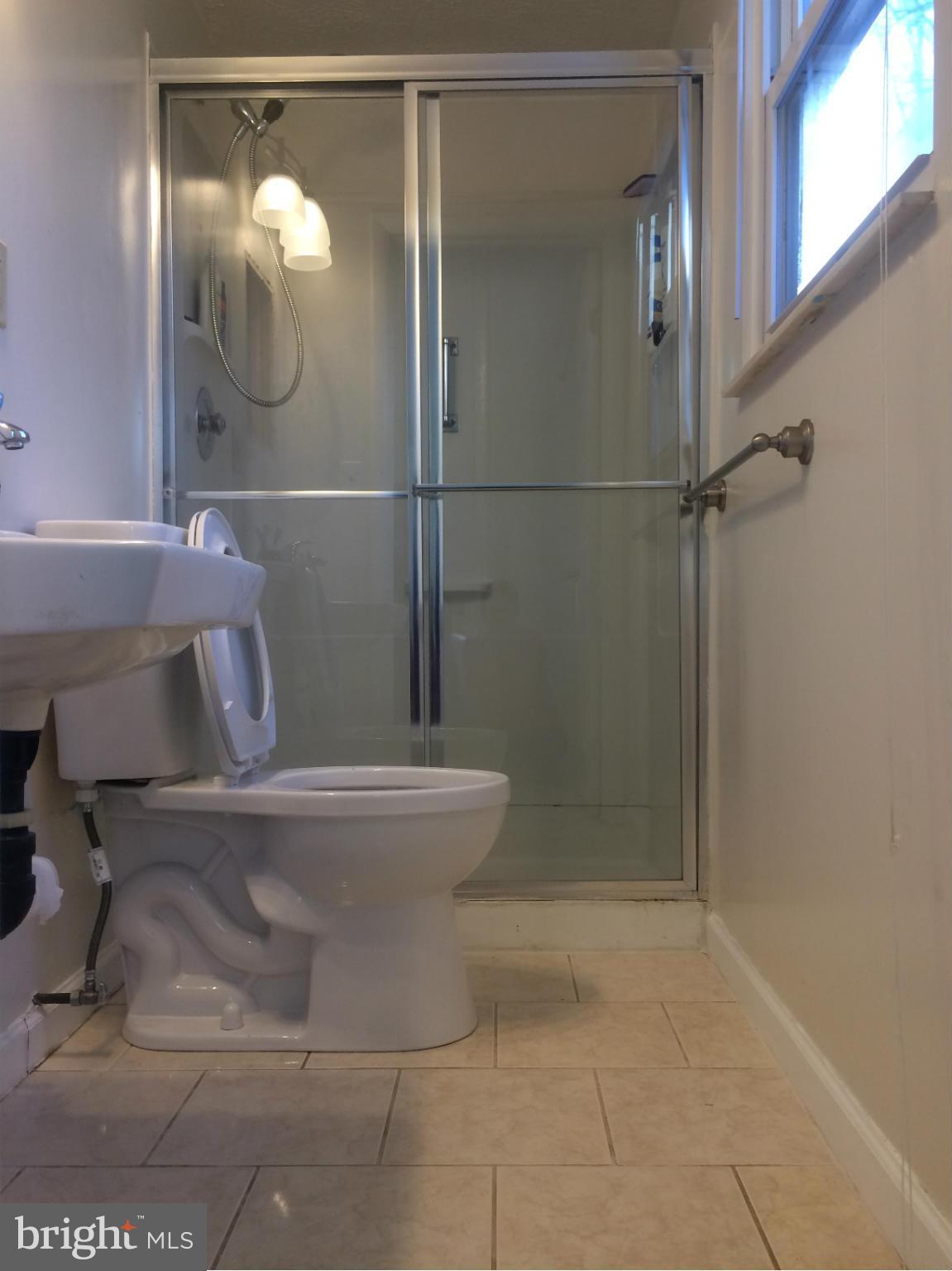 7308 Husky Lane Springfield, VA 22151 - Photo 18 of 24 Bath (Master)