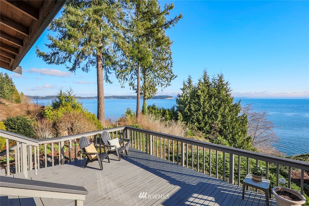 3451 Oak Bay Road Port Hadlock, WA 98339 - Photo 1 of 38 Gallery Image 1