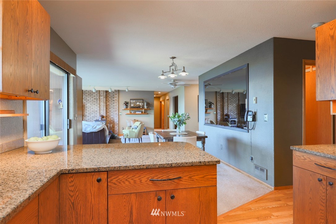 3451 Oak Bay Road Port Hadlock, WA 98339 - Photo 13 of 38 Gallery Image 13