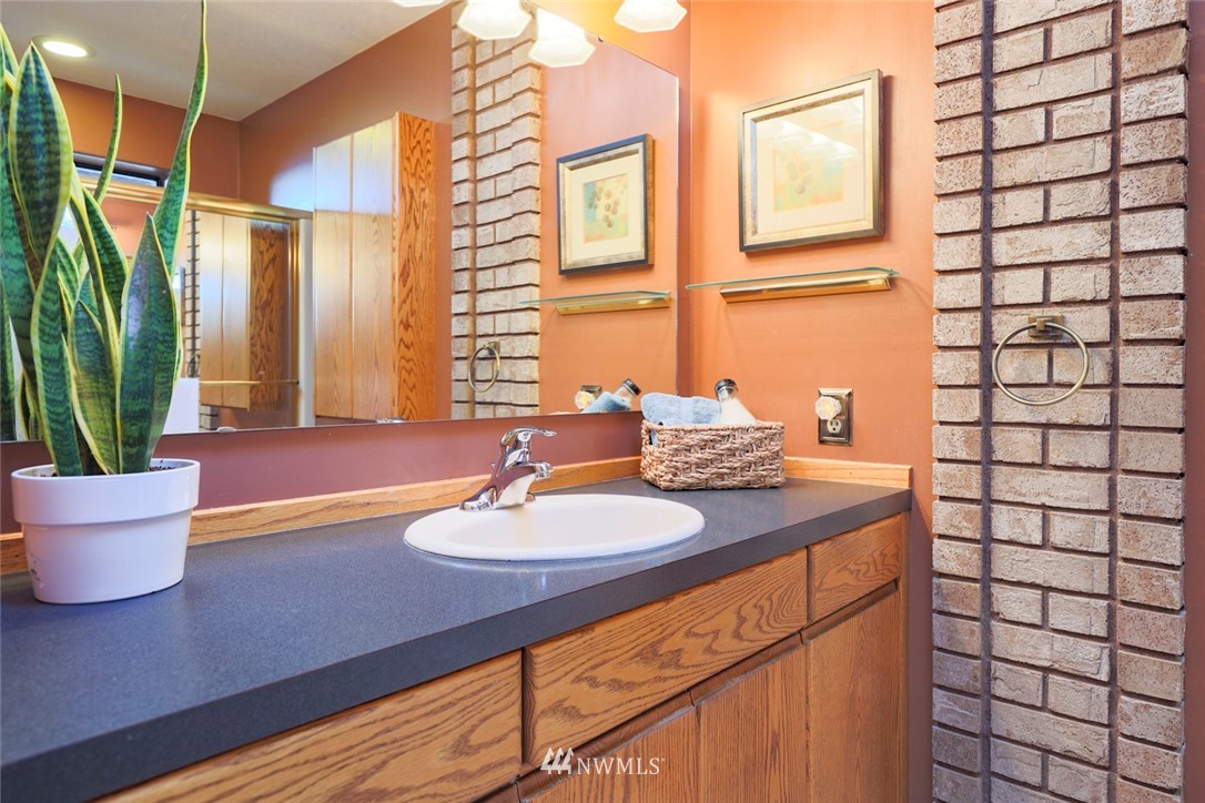 3451 Oak Bay Road Port Hadlock, WA 98339 - Photo 22 of 38 Gallery Image 22