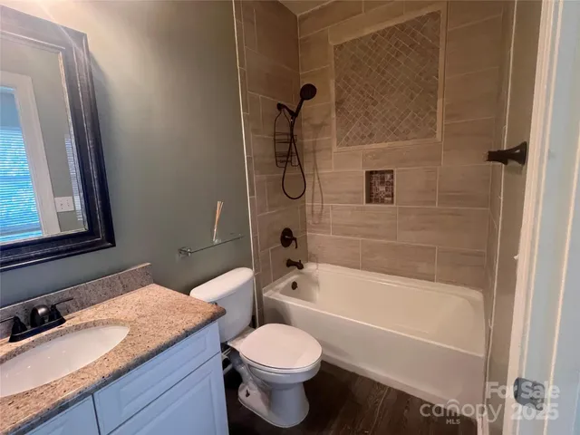 $415,000 | 503 East 9th Street, Charlotte, NC 28202