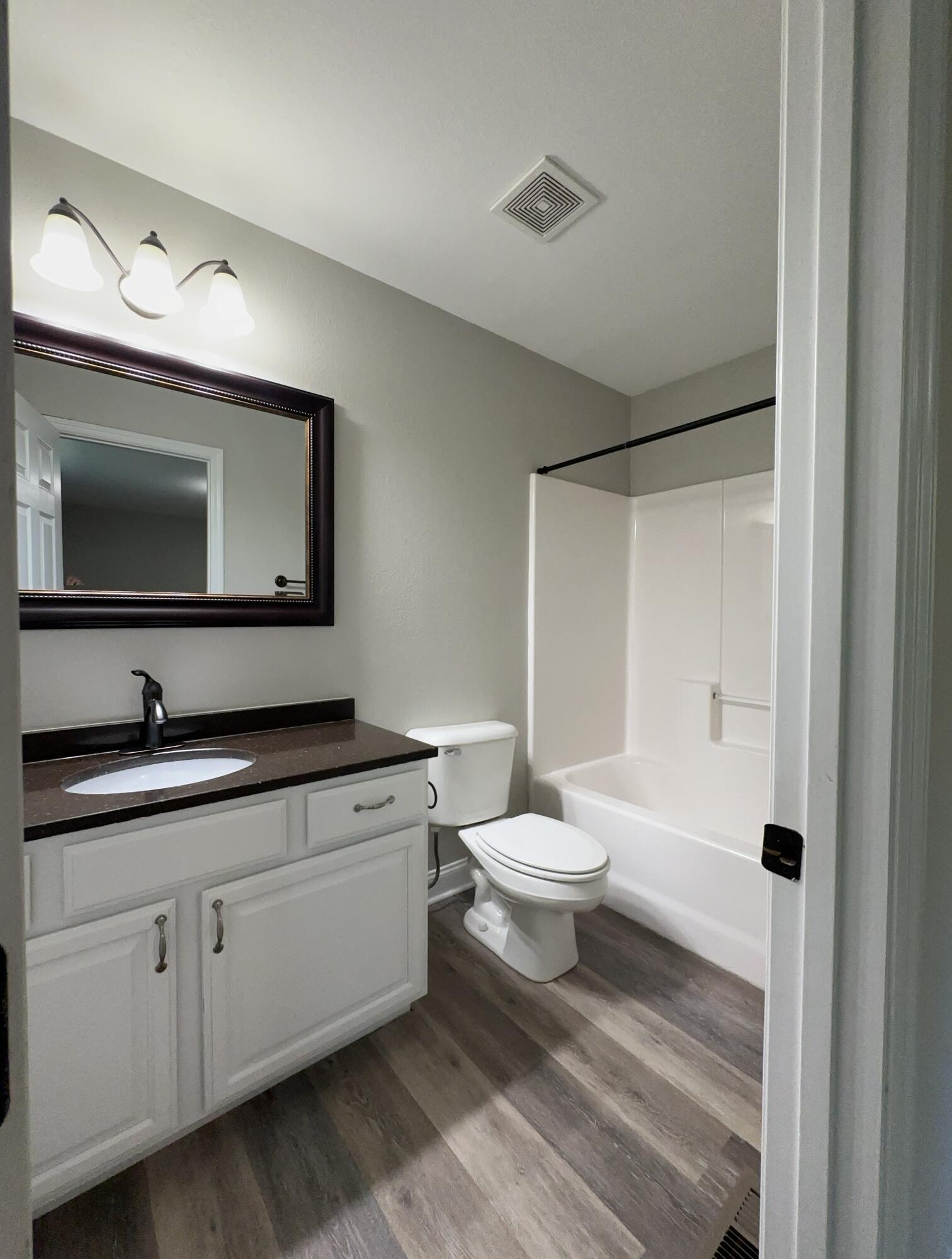 1126 Maple Tree Lane Chattanooga, TN 37421 - Photo 17 of 20 Bathroom 2