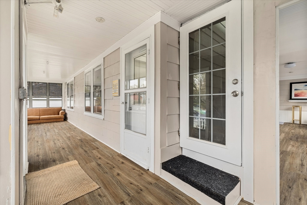 6 Emmanuel Street Webster, MA 01570 - Photo 15 of 35