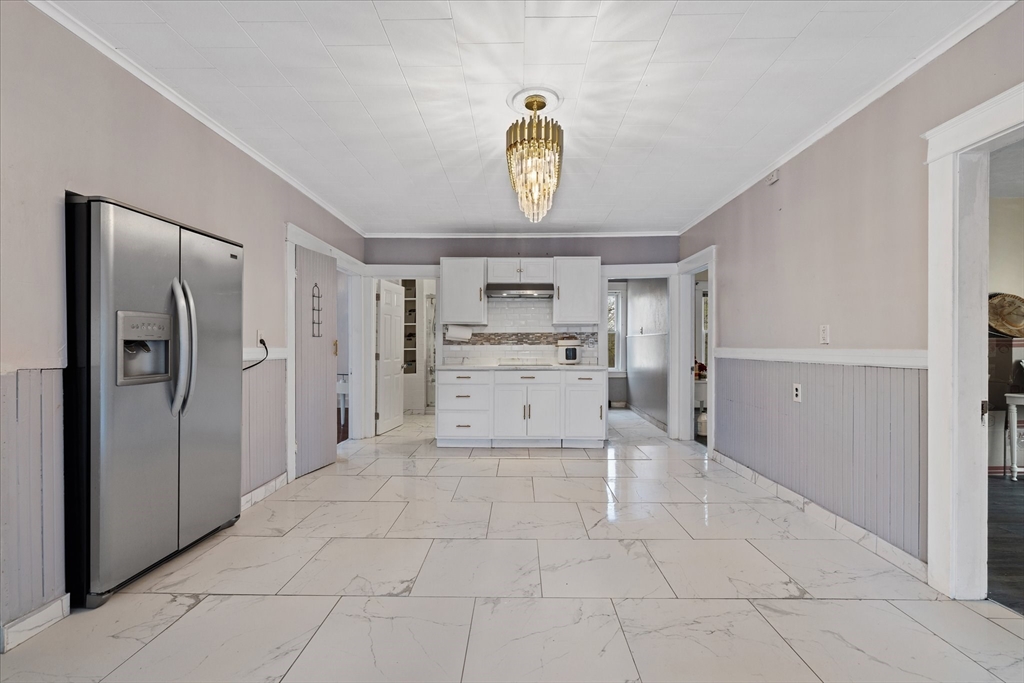 6 Emmanuel Street Webster, MA 01570 - Photo 3 of 35