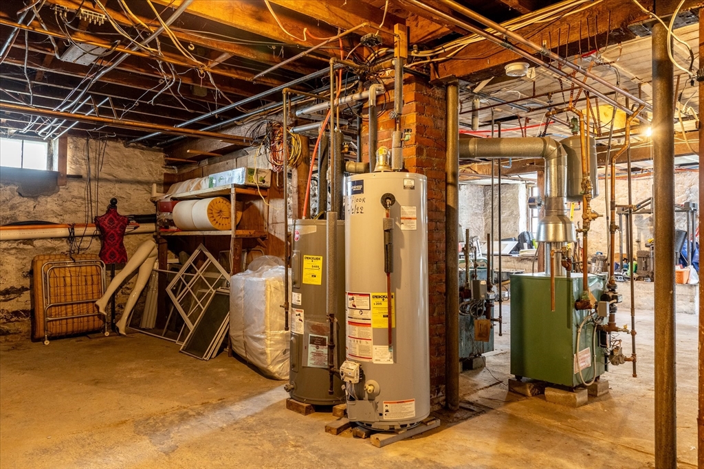 6 Emmanuel Street Webster, MA 01570 - Photo 33 of 35