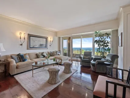 $4,100,000 | 2120 North Lincoln Park West, Unit 15, Chicago, IL 60614