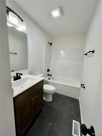 $329,500 | 144 Vista Vallarta Drive, Union, MO 63084