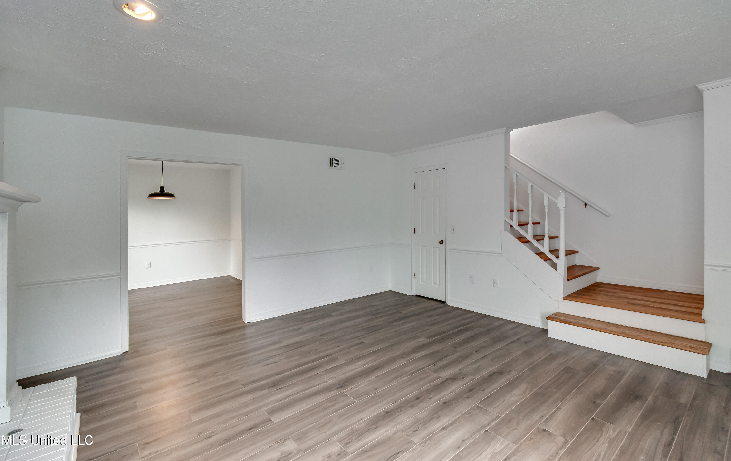 735 Wicklow Place, Unit A Ridgeland, MS 39157 - Photo 6 of 34 735A Wicklow Pl-11
