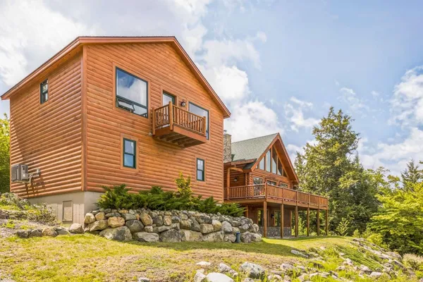 $1,399,000 | 42 Peak Vista Lane, Madison, NH 03849