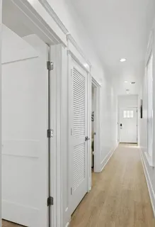 a view of entryway with white walls