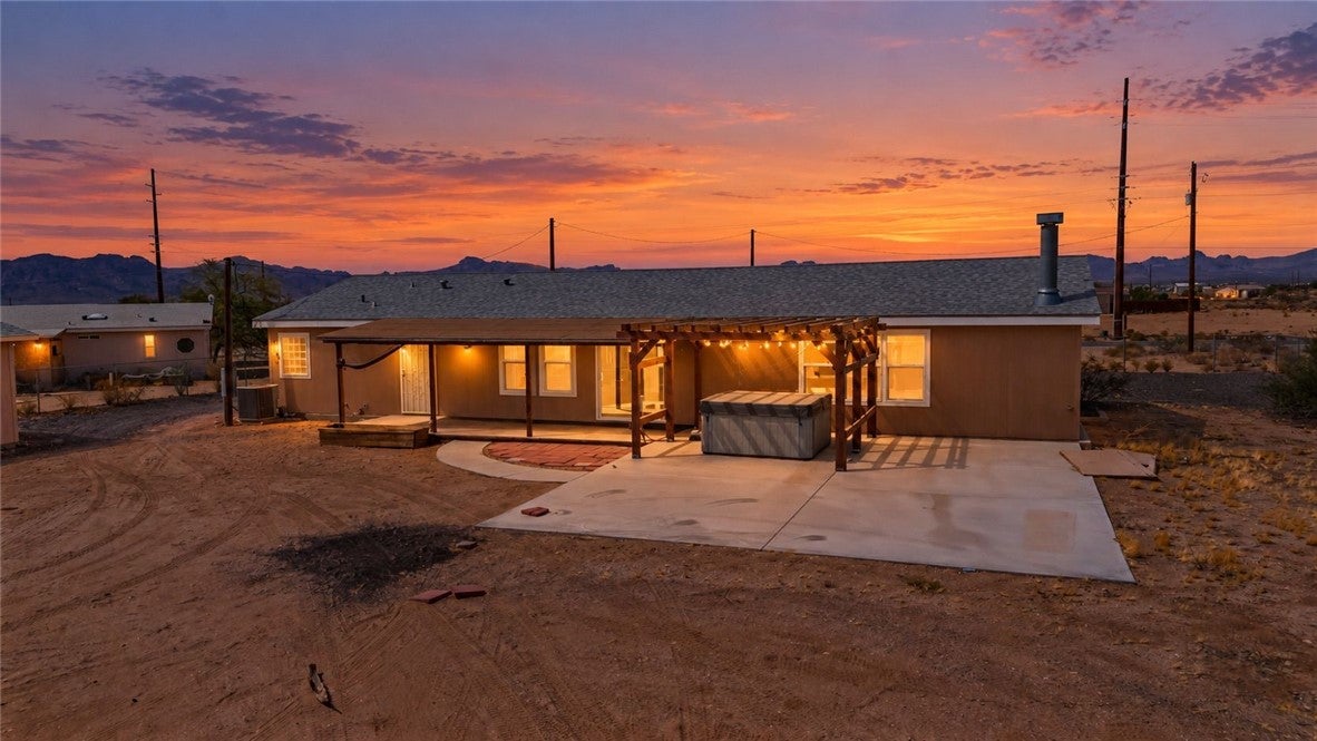 868 Colorado Road Golden Valley, AZ 86413 - Photo 43 of 56 Gallery Image 43