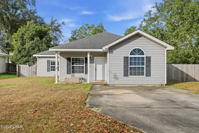$244,900 | 117 Mary Drive, Wewahitchka, FL 32465