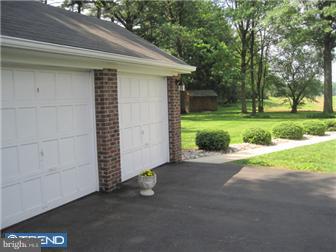 99 Ridge Avenue Ewing, NJ 08628 - Photo 2 of 12