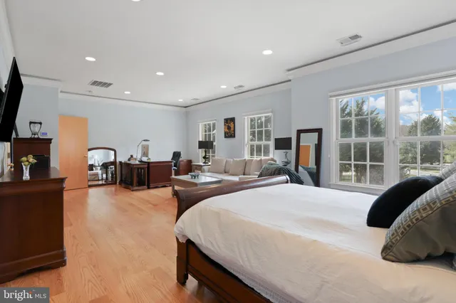 $2,999,000 | 11409 Highland Farm Court, Potomac, MD 20854