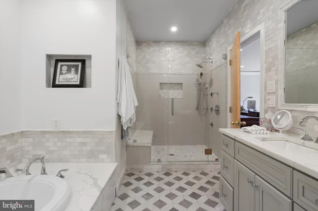 $2,999,000 | 11409 Highland Farm Court, Potomac, MD 20854